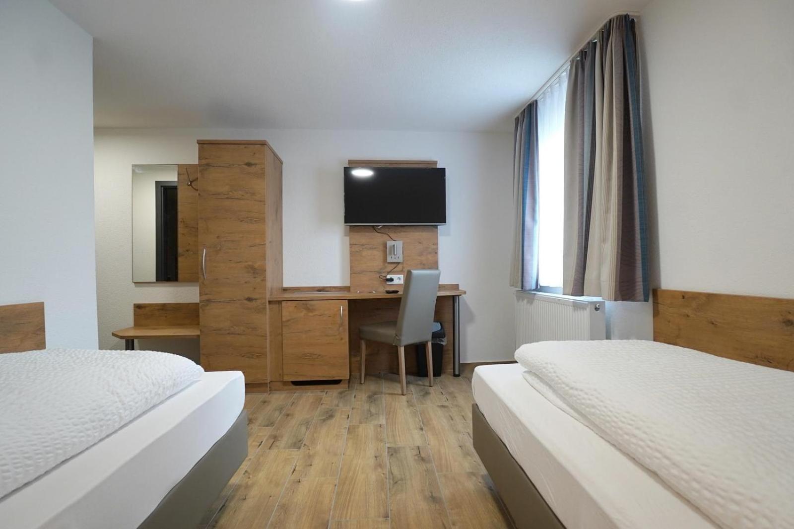 Hotel 7 Winden Spaichingen Esterno foto